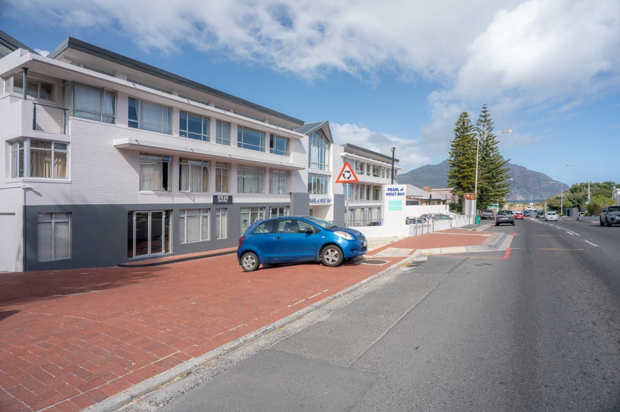 To Let 2 Bedroom Property for Rent in Hout Bay Beachfront Western Cape